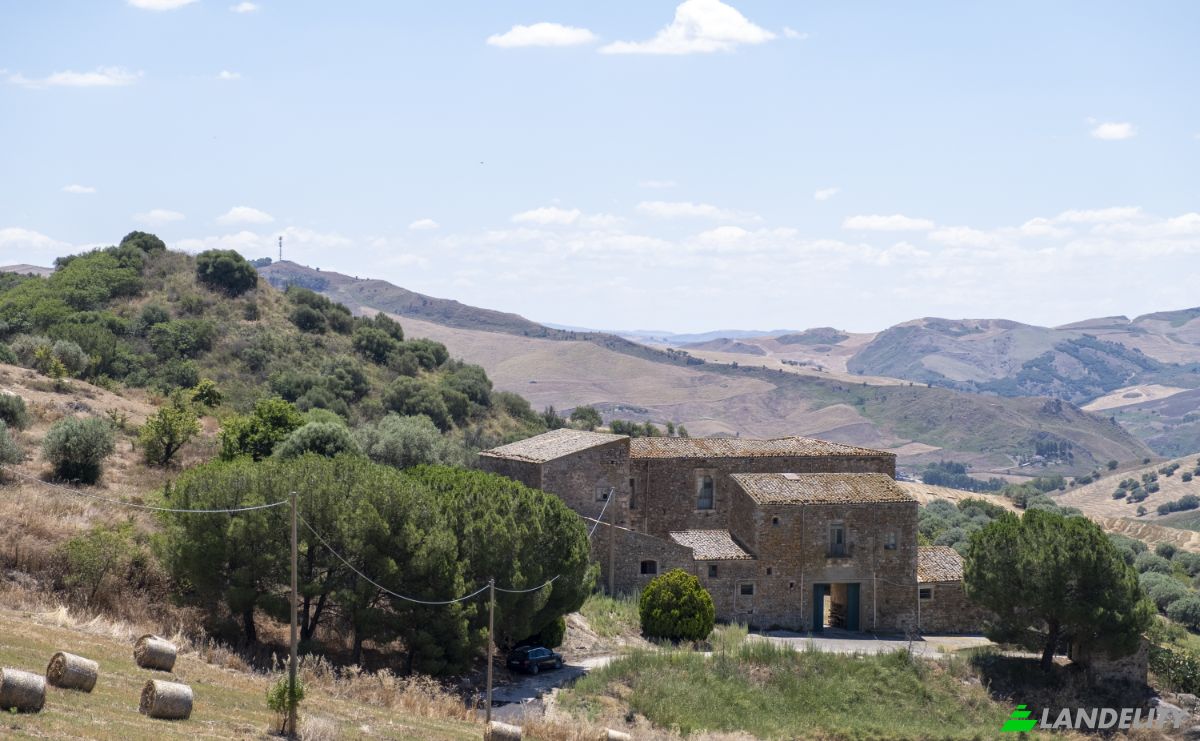 Farm/Ranch for Sale Strada Senza Nome, 90027 Petralia Sottana PA, Petralia Sottana, Metropolitan City of Palermo, Sicily, Italy. Photo 11