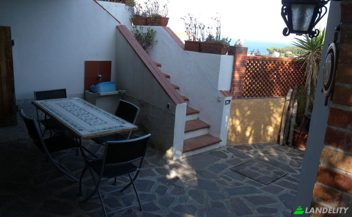Villa for Sale Via Solana Alta, 57038 Cavo LI, Cavo, Province of Livorno, Tuscany, Italy. Photo 17