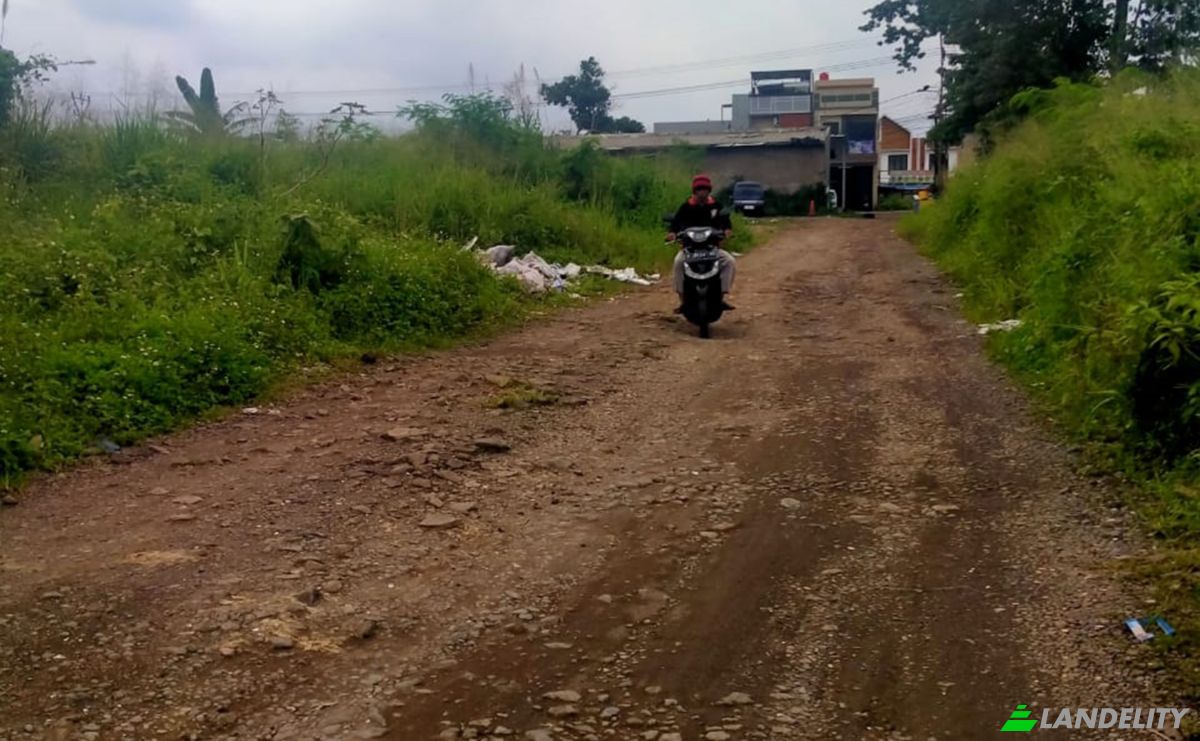 Land Lot for Sale Sayang, Cianjur Regency, West Java, Indonesia, Cianjur, West Java 43213. Photo 6