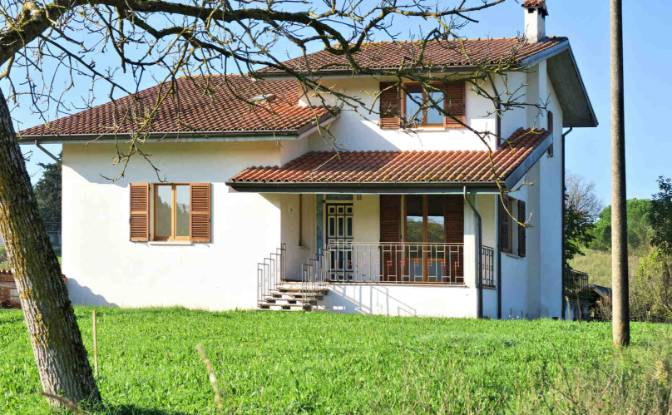 Villa for Sale - Ponte della Simonetta, Italy