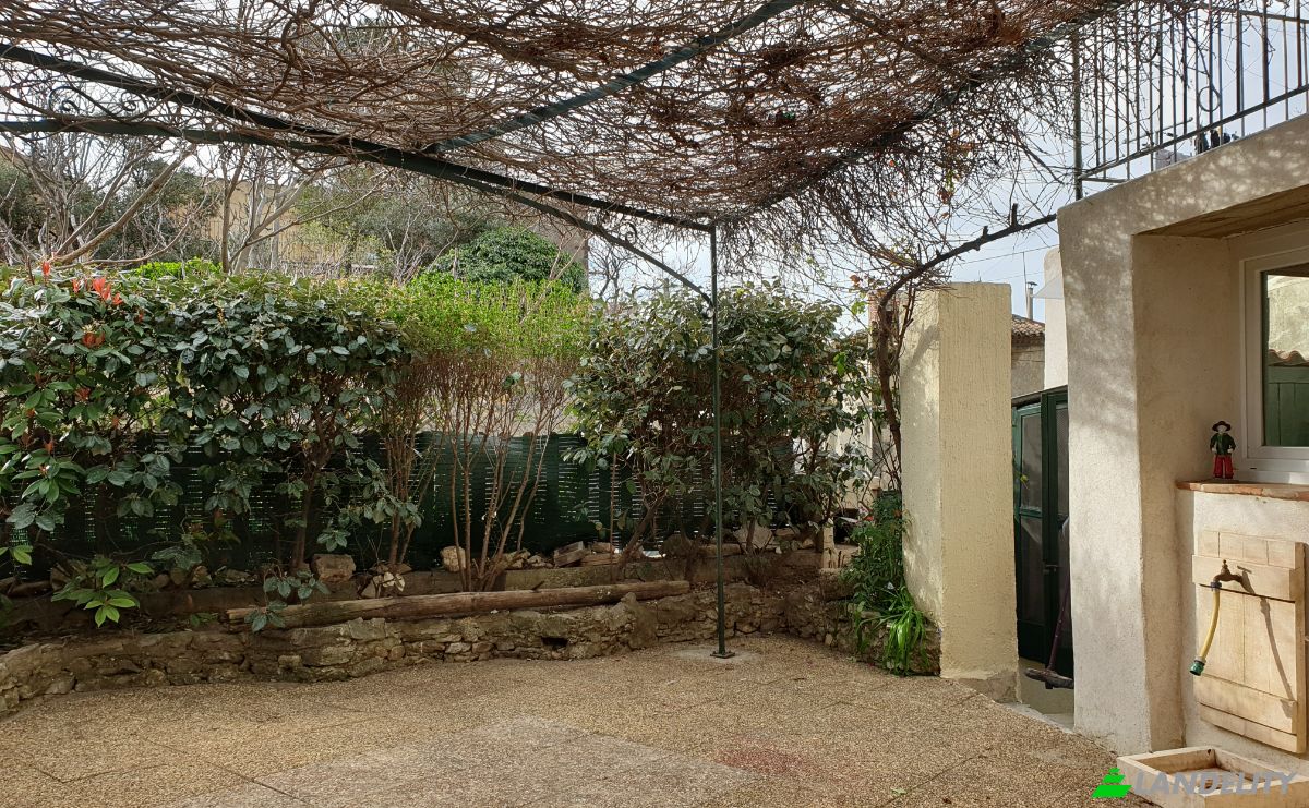 Single Family Home for Sale 3 Chem des Trecasteaux, 13430 Eyguieres, Eyguieres, Bouches-du-Rhone, Provence-Alpes-Cote dAzur, France. Photo 1