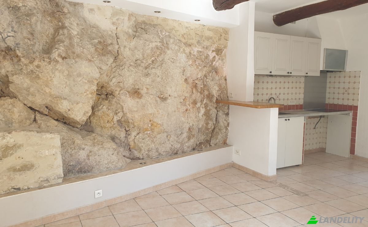 Single Family Home for Sale 3 Chem des Trecasteaux, 13430 Eyguieres, Eyguieres, Bouches-du-Rhone, Provence-Alpes-Cote dAzur, France. Photo 3