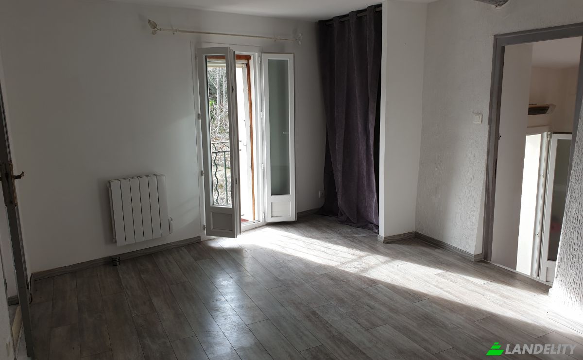 Single Family Home for Sale 3 Chem des Trecasteaux, 13430 Eyguieres, Eyguieres, Bouches-du-Rhone, Provence-Alpes-Cote dAzur, France. Photo 4