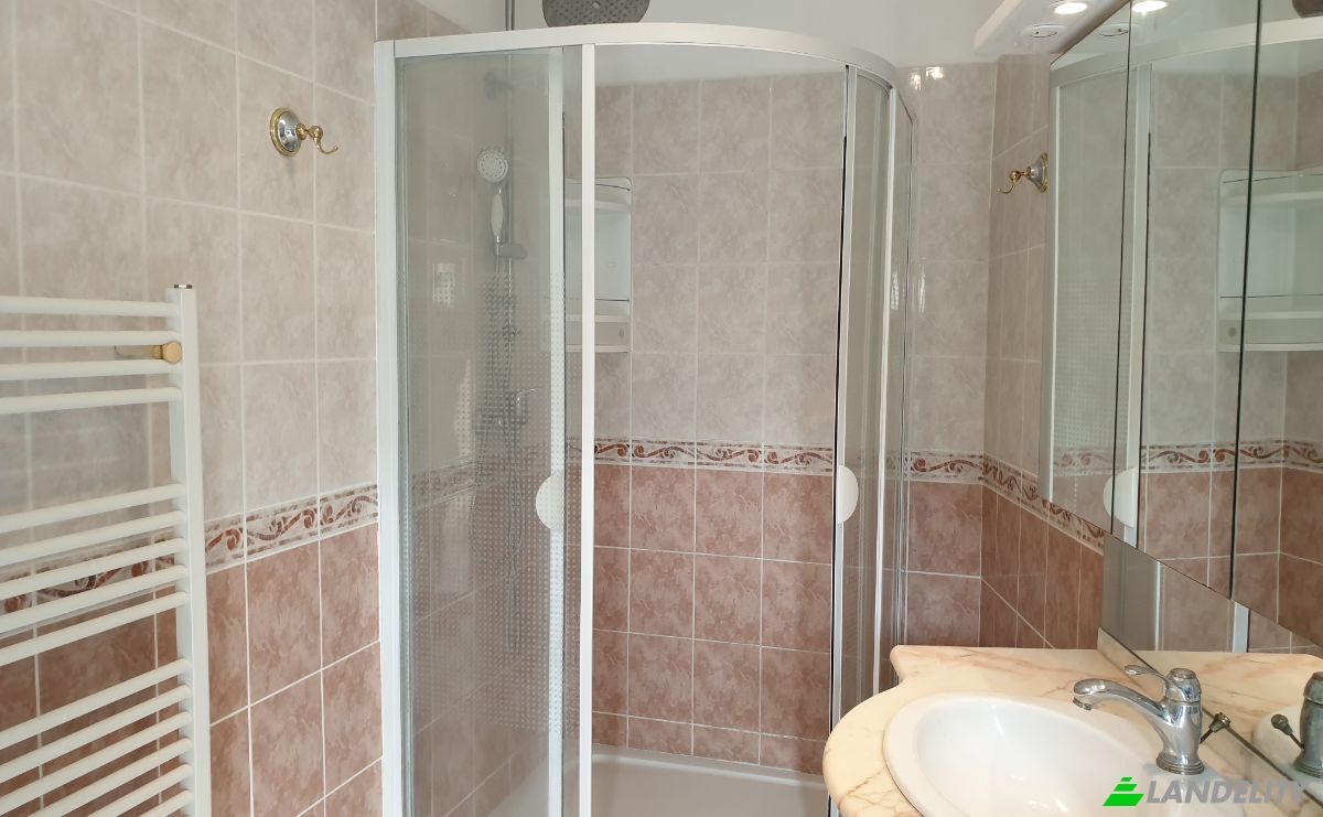 Single Family Home for Sale 3 Chem des Trecasteaux, 13430 Eyguieres, Eyguieres, Bouches-du-Rhone, Provence-Alpes-Cote dAzur, France. Photo 8