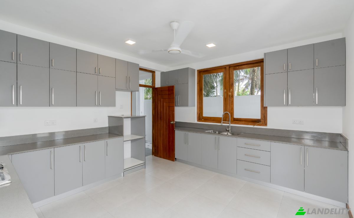 Townhouse for Sale 34a Circuler Rd, Ja-Ela, Kandana, Gampaha, Western Province, Sri Lanka. Photo 10