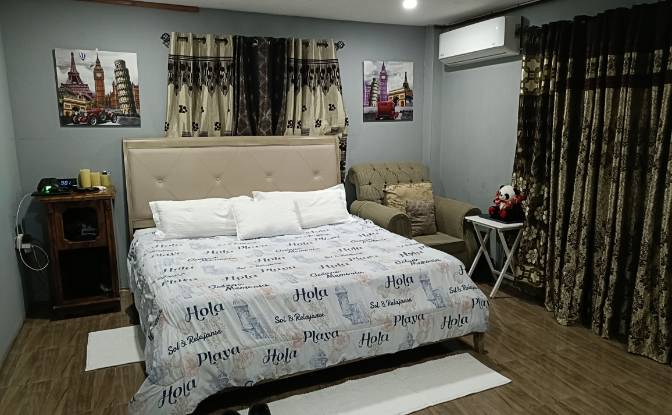 Casa de una sola familia en venta B10 St Benedict. Foto#12