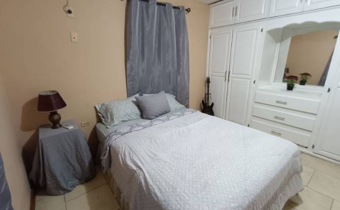 Casa de una sola familia en venta B10 St Benedict. Foto#13