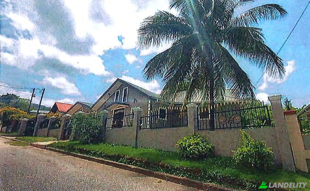 Single Family Home for Sale B10 St Benedict Gardents St Augustine, Tunapuna, Tunapuna Piarco Regional Corporation, Trinidad and Tobago. Photo 5