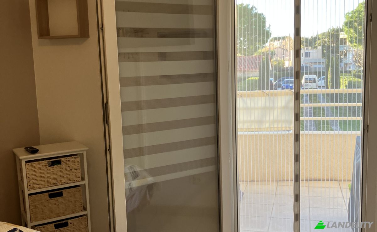 Apartment for Sale 60bis Bd du Val Claret, 06600 Antibes, Antibes, Alpes-Maritimes, Provence-Alpes-Cote dAzur, France. Photo 6