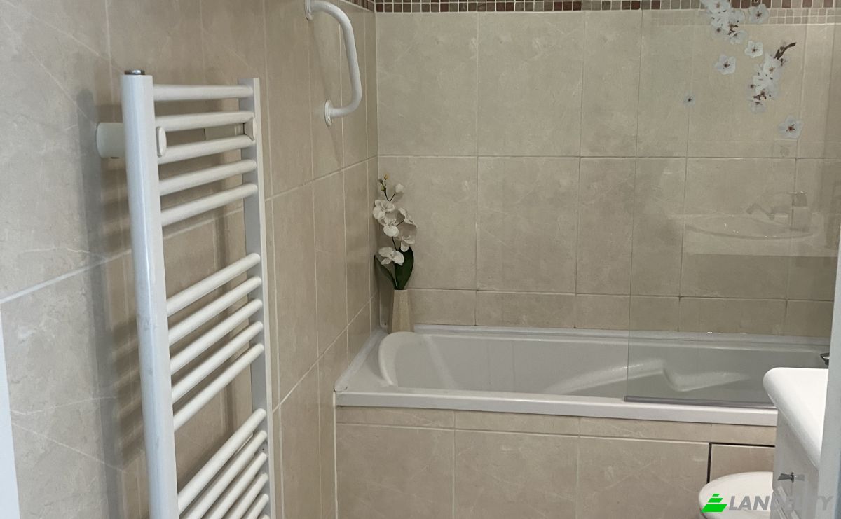 Apartment for Sale 60bis Bd du Val Claret, 06600 Antibes, Antibes, Alpes-Maritimes, Provence-Alpes-Cote dAzur, France. Photo 8