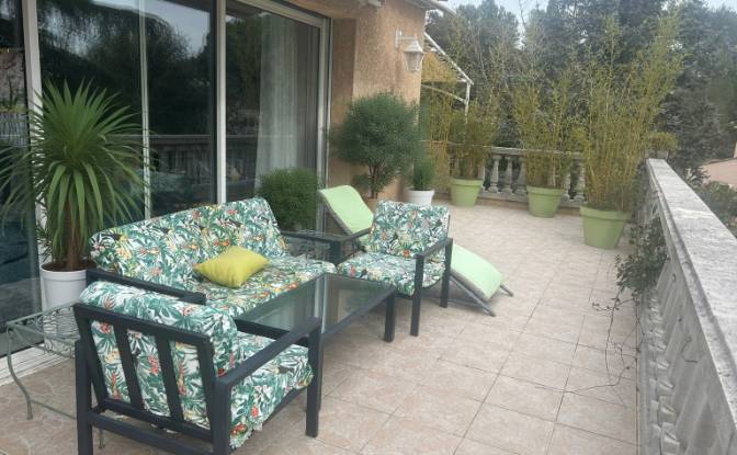 Villa for Sale 25 All des Oliviers. Photo#2 Villa for Sale 25 All des Oliviers. Photo#2