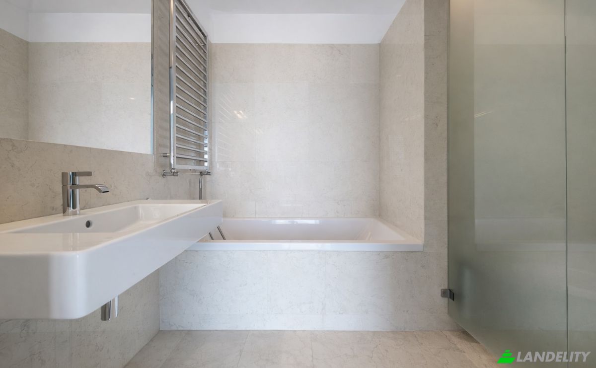 Apartment for Sale Twarda 4, 00-105 Warszawa, Warsaw, Masovian Voivodeship, Poland. Photo 12