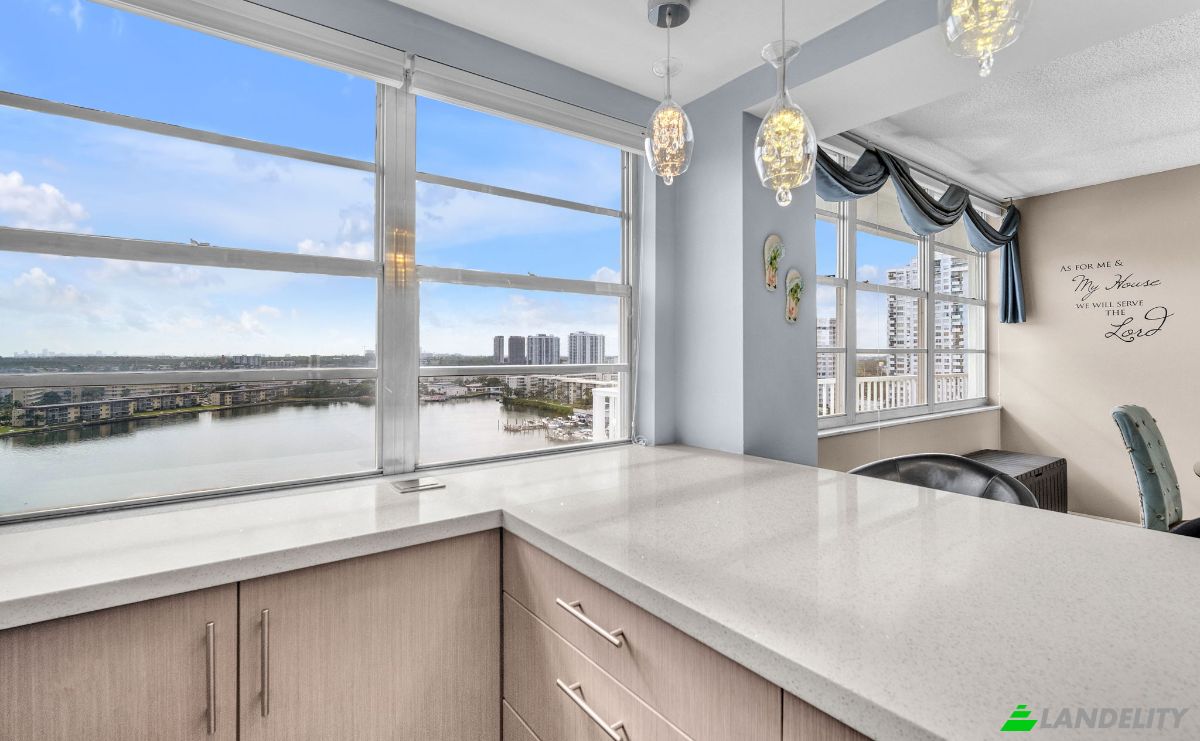 Condo for Sale Admirals Port, Aventura, Miami-Dade County, Florida, United States, FL 33160, USA. Photo 10