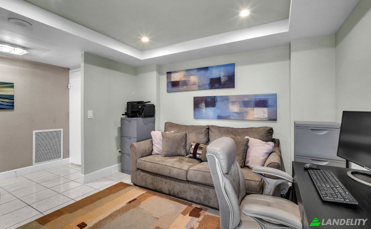 Condo for Sale Admirals Port, Aventura, Miami-Dade County, Florida, United States, FL 33160, USA. Photo 25