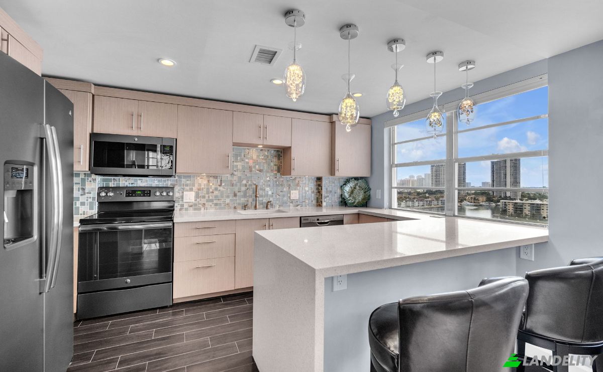 Condo for Sale Admirals Port, Aventura, Miami-Dade County, Florida, United States, FL 33160, USA. Photo 6