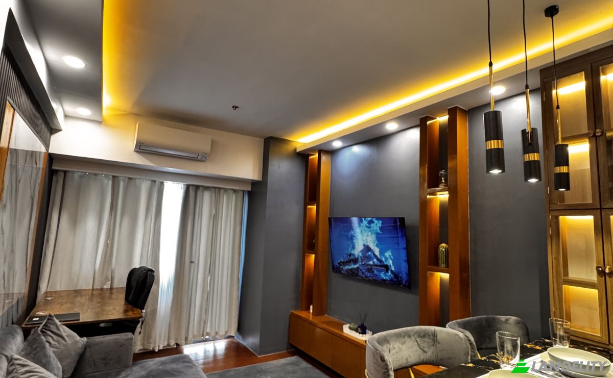 Condo for Sale Pasay City, Metropolitan Manila Fourth District, Metro Manila, Philippines. Photo 3