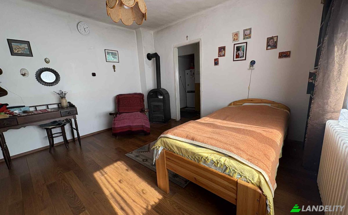 Duplex for Sale Pecs, Pecs District, Baranya, Hungary, Posa Lajos u 24, 7627 Hungary. Photo 6