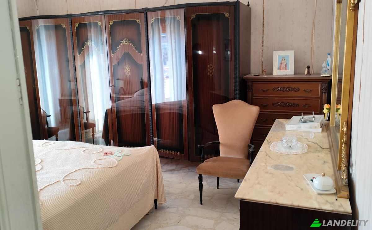 Single Family Home for Sale Via Regina Margherita, 169, 95012 Castiglione di Sicilia CT, Castiglione di Sicilia, Metropolitan city of Catania, Sicily, Italy. Photo 17