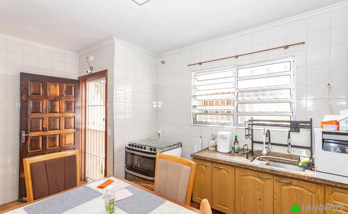 Single Family Home for Sale R Guiratinga, 103, Chacara Inglesa, Sao Paulo, State of Sao Paulo, Brazil, 04141-000. Photo 7