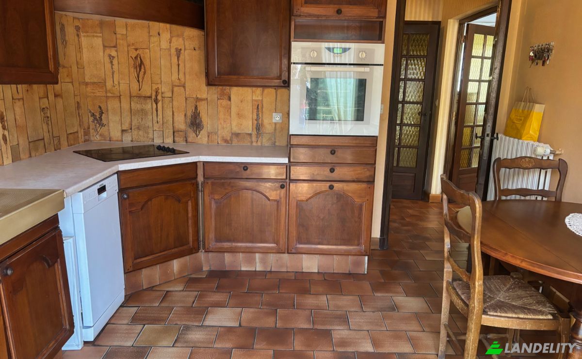 Villa for Sale 711 Bd de lOrb, 34460 Cessenon-sur-Orb, Cessenon-sur-Orb, Herault, Occitanie, France. Photo 10