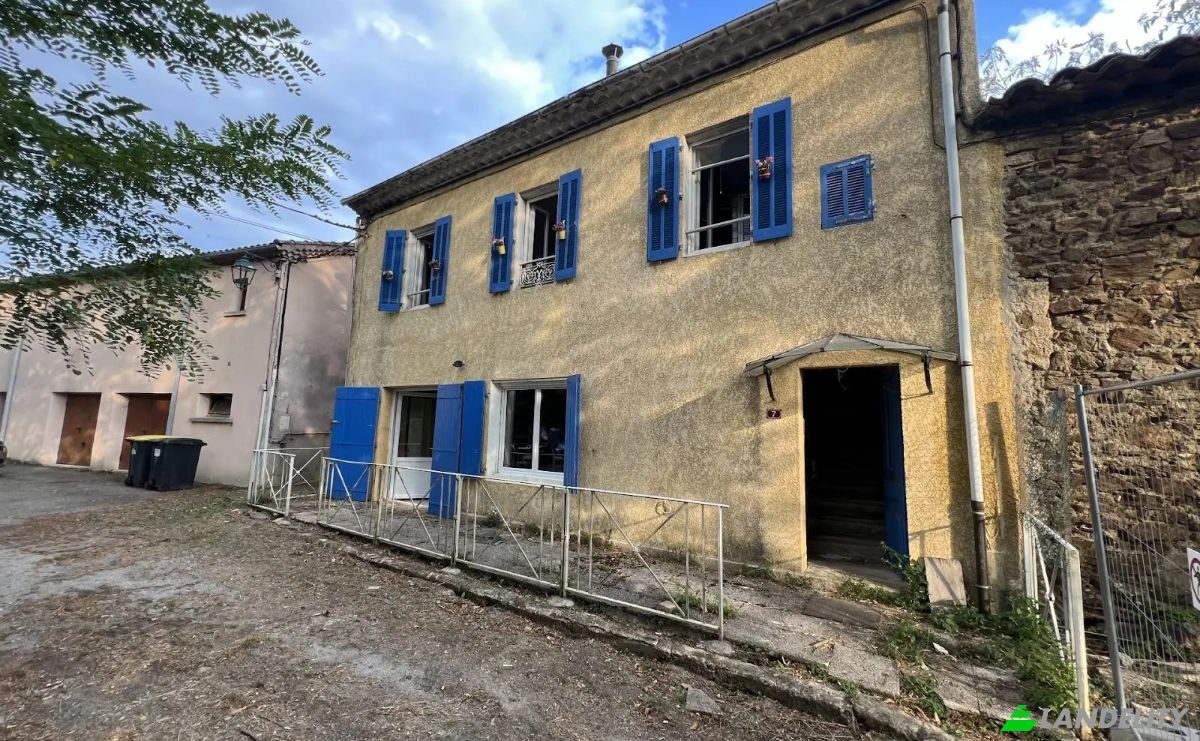 Townhouse for Sale 5 Pl de Leglise, 30110 Sainte-Cecile-dAndorge, Sainte-Cecile-dAndorge, Gard, Occitanie, France. Photo 2