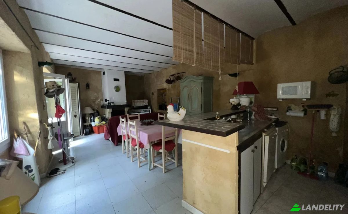Townhouse for Sale 5 Pl de Leglise, 30110 Sainte-Cecile-dAndorge, Sainte-Cecile-dAndorge, Gard, Occitanie, France. Photo 4