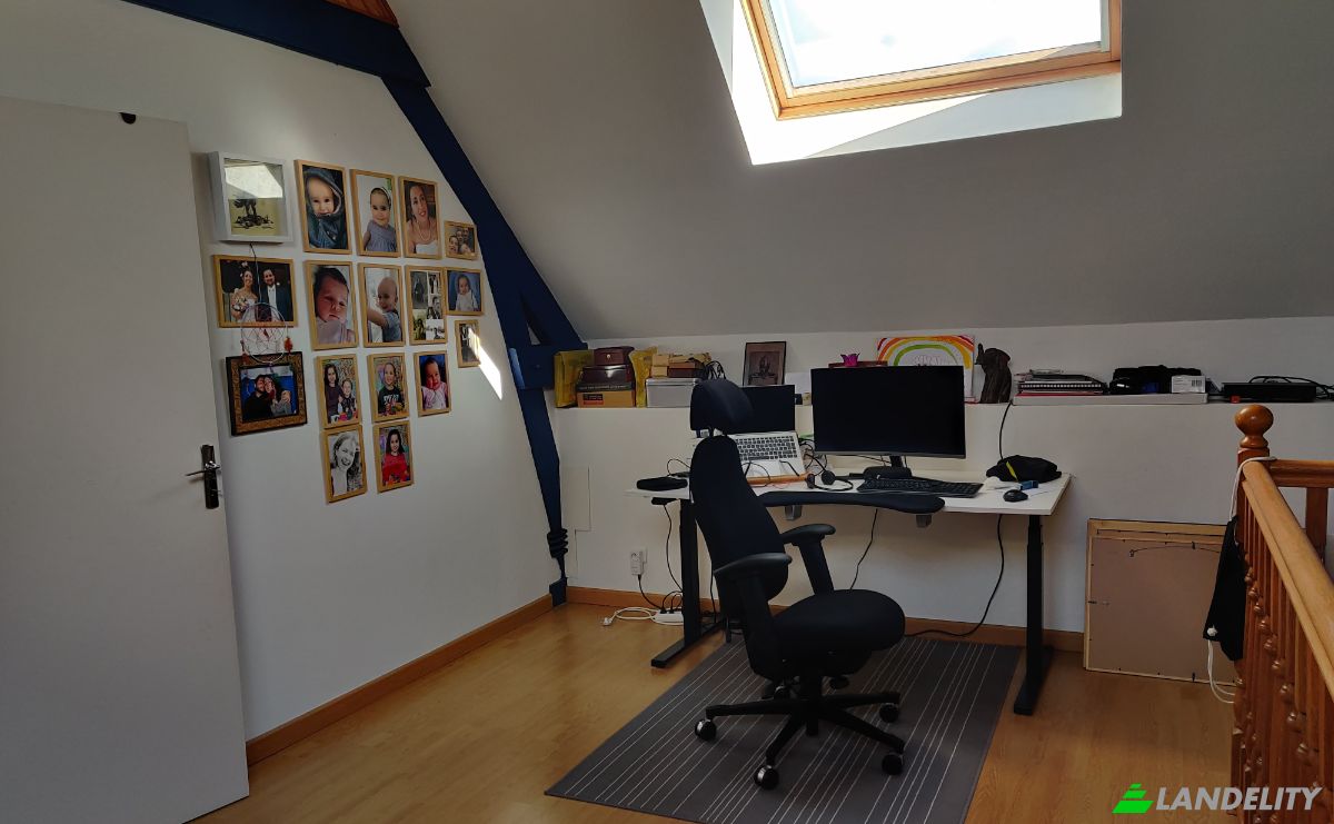 Single Family Home for Sale 55 Rue de Manehic, 56850 Caudan, Caudan, Morbihan, Brittany, France. Photo 10