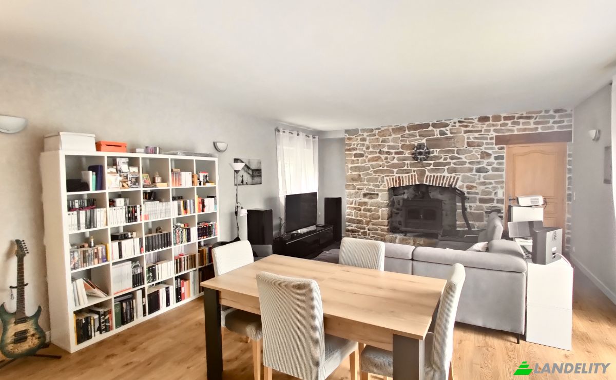 Single Family Home for Sale 55 Rue de Manehic, 56850 Caudan, Caudan, Morbihan, Brittany, France. Photo 4