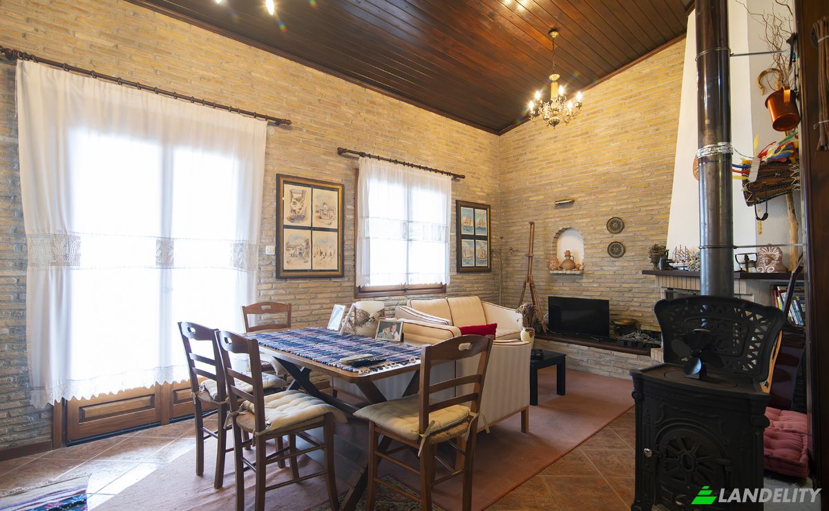 Casa de una sola familia en venta Akti Portes 1, Portes 180 10, Aegina, Attica, Decentralized Administration of Attica, Greece. Foto 3