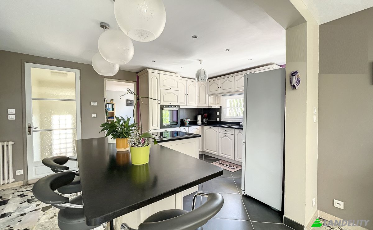 Villa zu verkaufen 430 Allee des Jardins de Craoux, 84310 Morieres-les-Avignon, Morieres-les-Avignon, Vaucluse, Provence-Alpes-Cote dAzur, France. Foto 4