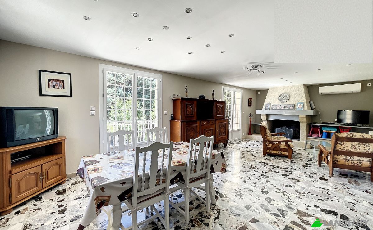 Villa zu verkaufen 430 Allee des Jardins de Craoux, 84310 Morieres-les-Avignon, Morieres-les-Avignon, Vaucluse, Provence-Alpes-Cote dAzur, France. Foto 6