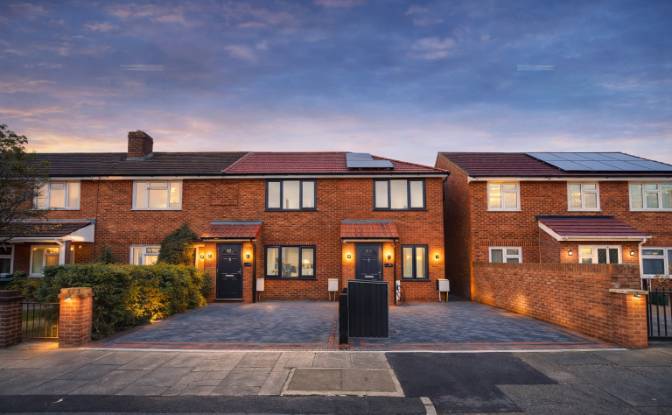 Single Family Home for Sale - Feltham, United Kingdom