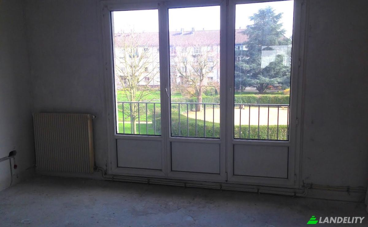 Apartment for Sale 19 Rue Henri Dunant, 95410 Groslay, Groslay, Val-dOise, Ile-de-France, France. Photo 2