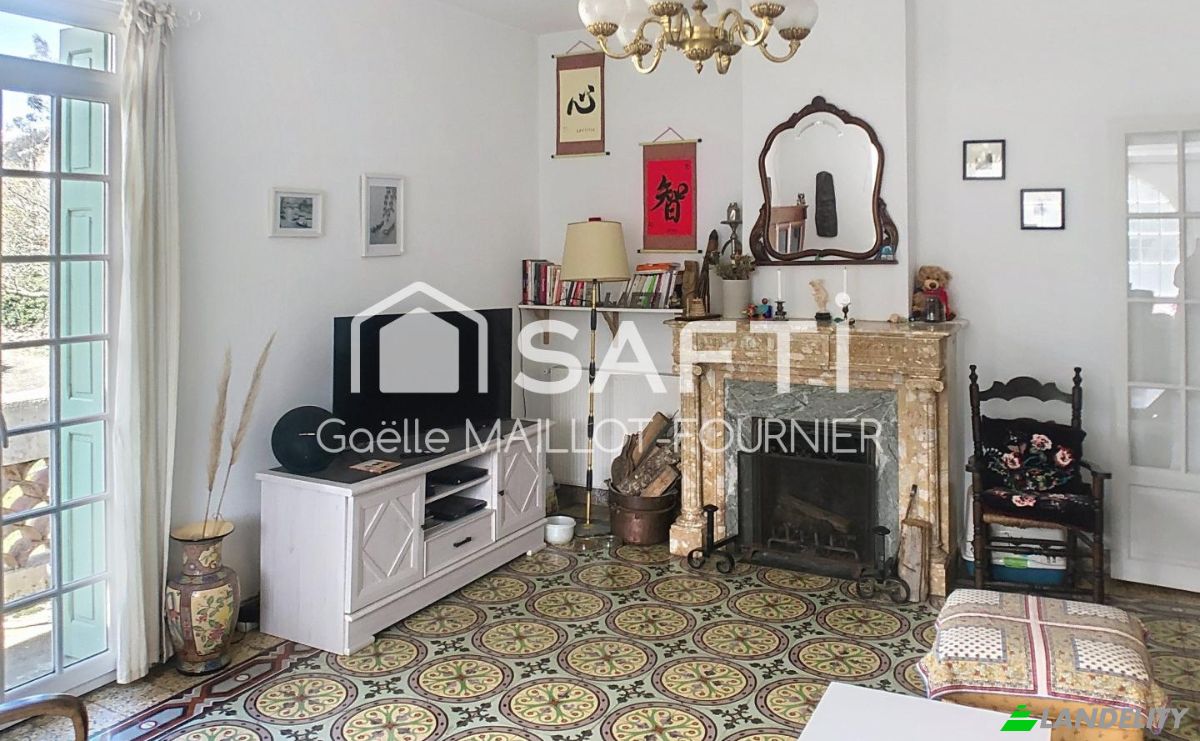 Villa for Sale 23 Av Guillaume Julia, 66260 Saint-Laurent-de-Cerdans, Saint-Laurent-de-Cerdans, Pyrenees-Orientales, Occitanie, France. Photo 8