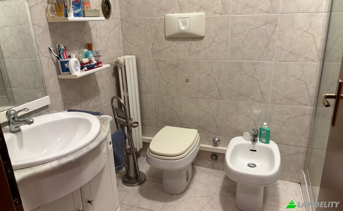 Apartment for Sale Via Giuseppe Tomaselli, 20142 Milano MI, Milan, Metropolitan City of Milan, Lombardy, Italy. Photo 19