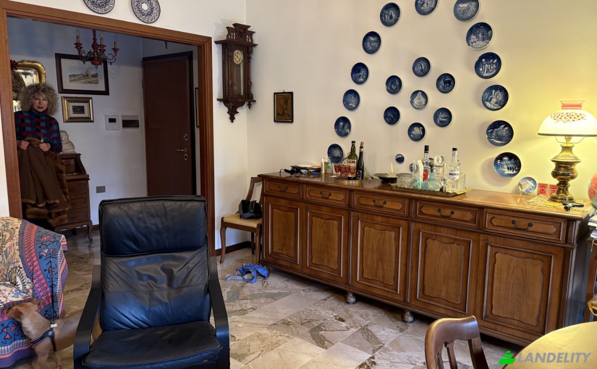 Apartment for Sale Via Giuseppe Tomaselli, 20142 Milano MI, Milan, Metropolitan City of Milan, Lombardy, Italy. Photo 6