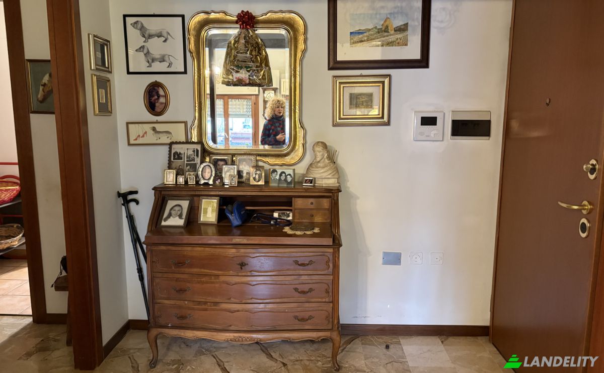 Apartment for Sale Via Giuseppe Tomaselli, 20142 Milano MI, Milan, Metropolitan City of Milan, Lombardy, Italy. Photo 10