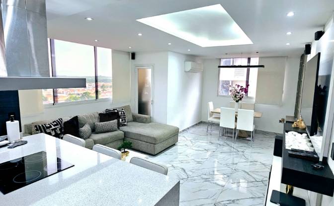 Apartment for Sale Av Bolivar, Lecheria 6016. Photo#5