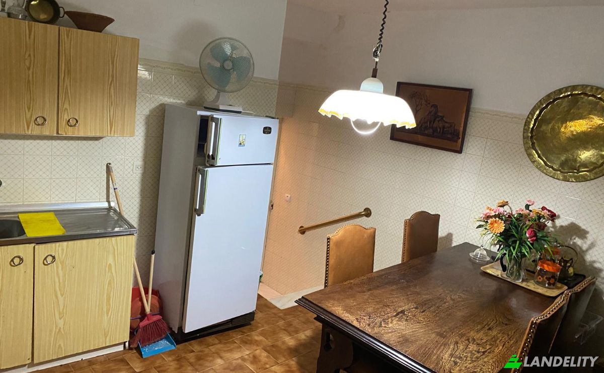 Single Family Home for Sale R Dr Manuel Figueiredo 5, 8100 Alte, Alte, Loule, Faro District, Portugal. Photo 4