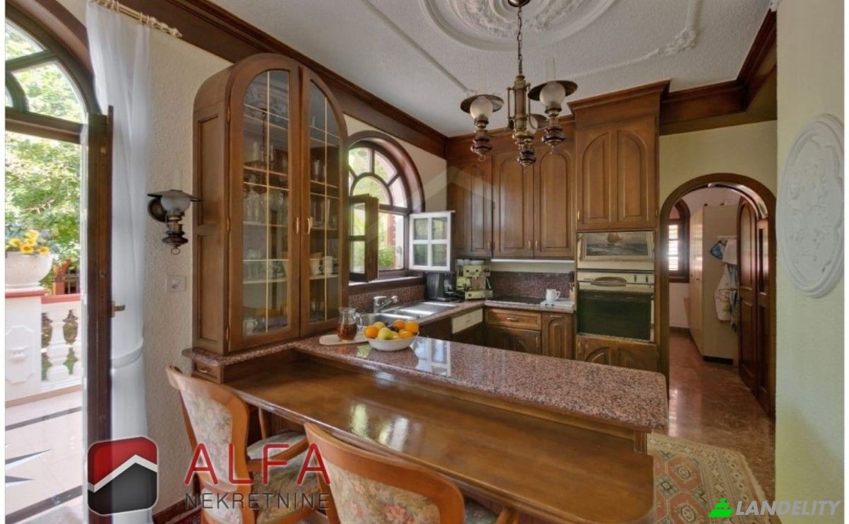 Mansion for Sale Caleta Cari 68, 22000, Bilice, Opcina Bilice, Sibenik-Knin County, Croatia. Photo 11