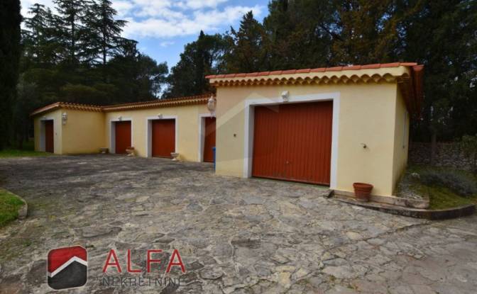 Mansion for Sale Caleta Cari 68, 22000, Bilice. Photo#5