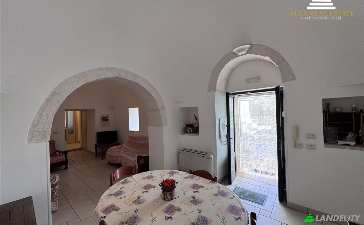 Villa for Sale Contrada S Salvatore, 72017 Ostuni BR, Ostuni, Province of Brindisi, Apulia, Italy. Photo 12