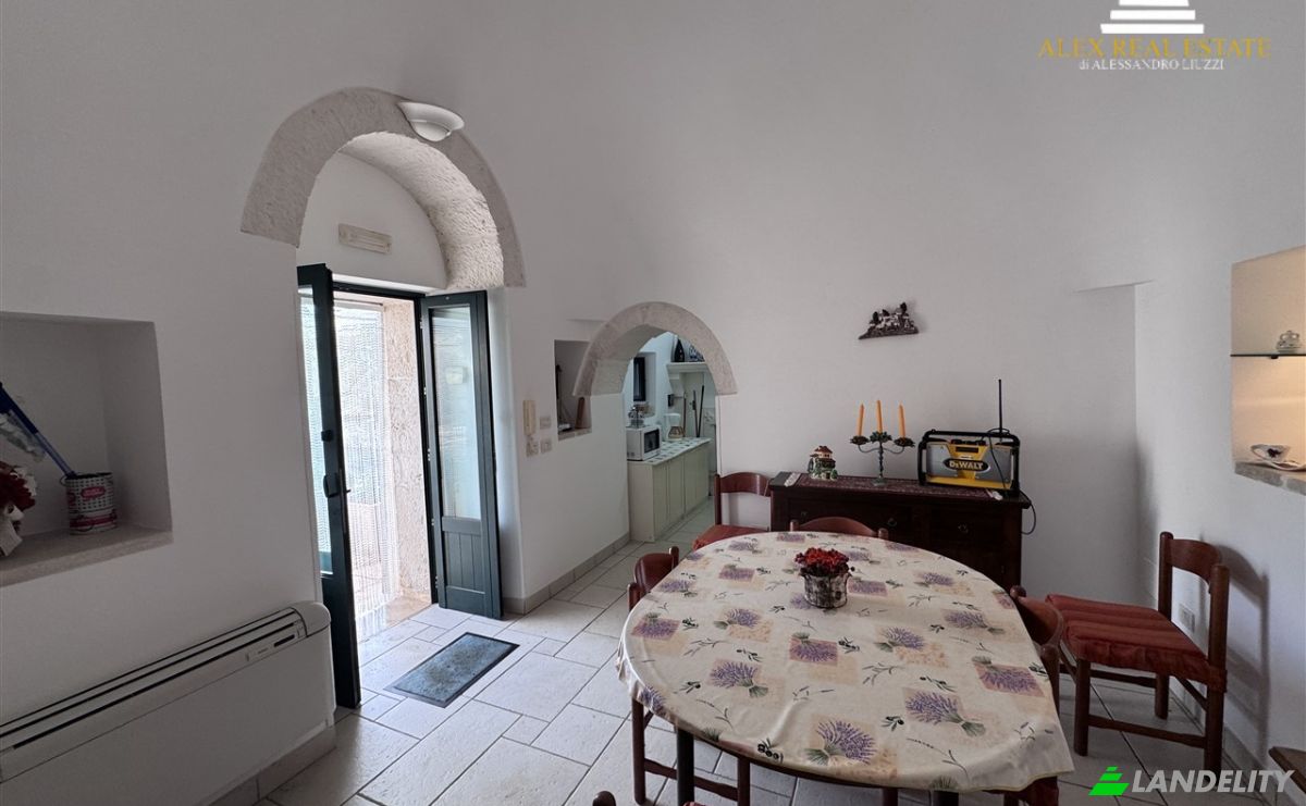 Villa for Sale Contrada S Salvatore, 72017 Ostuni BR, Ostuni, Province of Brindisi, Apulia, Italy. Photo 13