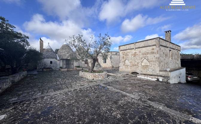 Villa for Sale Contrada S Salvatore. Photo#4