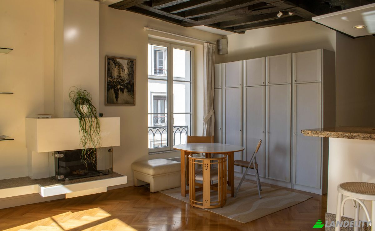 Apartment for Sale 24 Rue Pierre Lescot, 75001 Paris, Paris, Ile-de-France, France. Photo 3