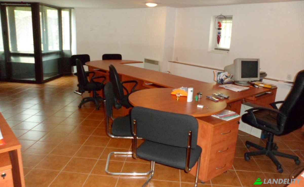 Single Family Home for Sale BronisLawa Czecha 4B, 04-555 Warszawa, Warsaw, Masovian Voivodeship, Poland. Photo 7