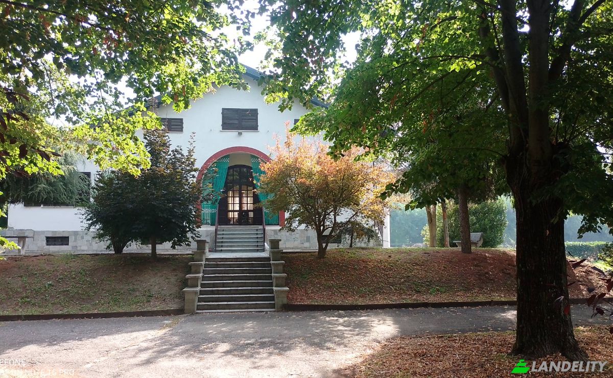 Villa for Sale Str Valle Tanaro, 14055 Costigliole dAsti AT, Costigliole dAsti, Province of Asti, Piedmont, Italy. Photo 1