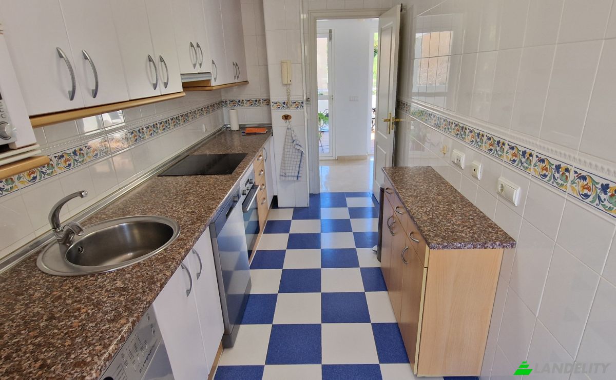 Apartment for Sale C Jose Orbaneja, Calahonda, Sitio de Calahonda, Malaga, Andalusia, Spain. Photo 14