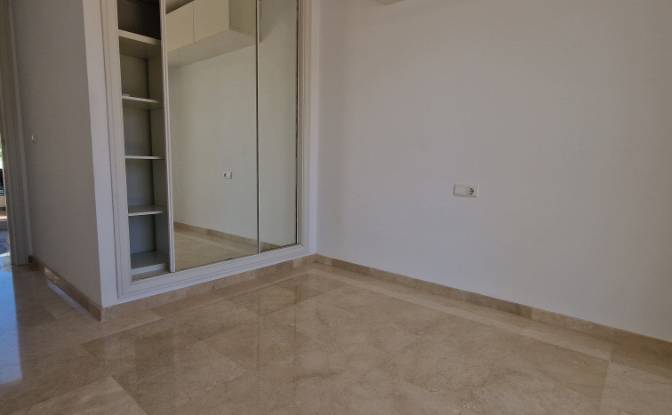 Apartment for Sale C Jose Orbaneja, Calahonda. Photo#16