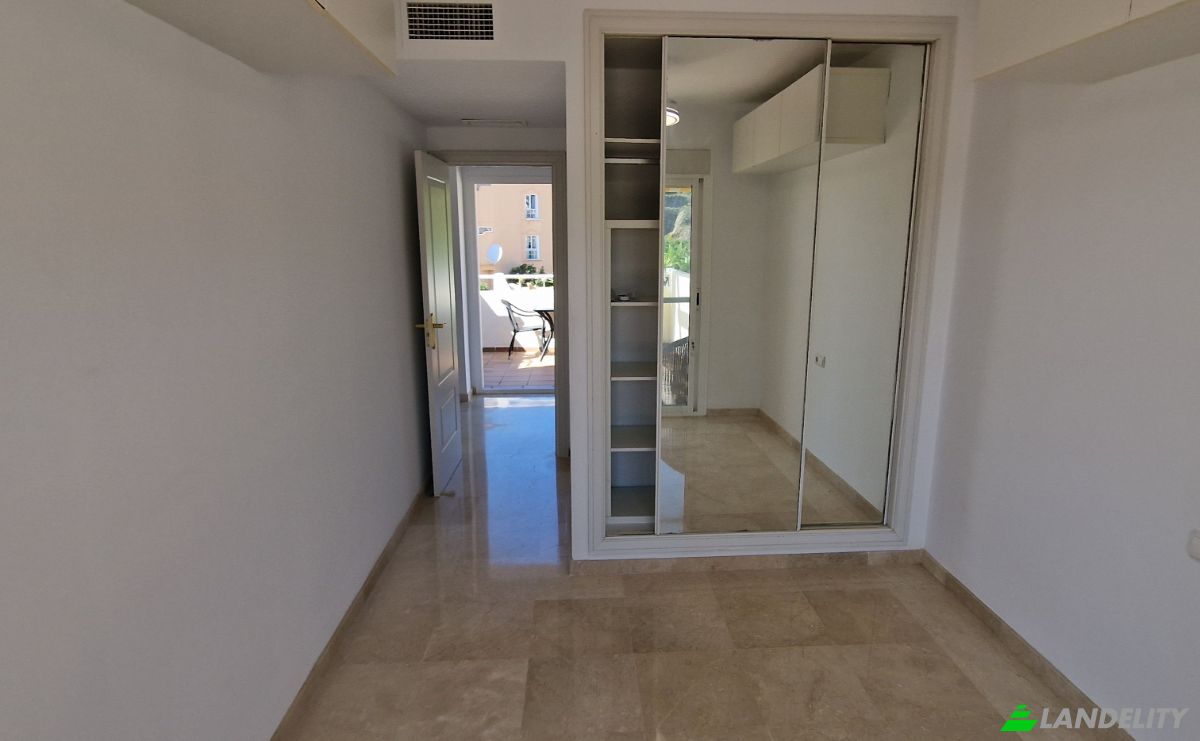 Apartment for Sale C Jose Orbaneja, Calahonda, Sitio de Calahonda, Malaga, Andalusia, Spain. Photo 17